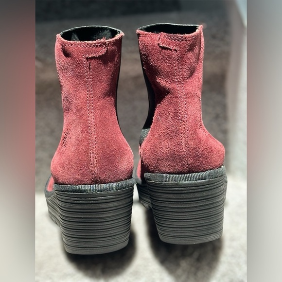SOLD NEW Fly London Wine Suede Leather Wedge Ankle Boots Pull-On Women’s US 7.5 - Picture 7 of 10